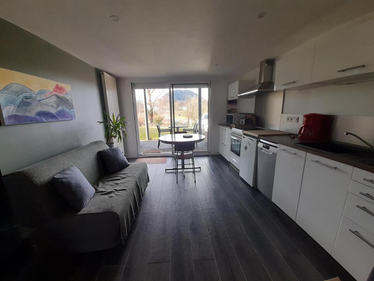 A 5 Mns Du Puy De Dome Avec Vue Imprenable Studio Rez De Jardin 24M2 Neuf A Laschamps Saint-Genès-Champanelle エクステリア 写真